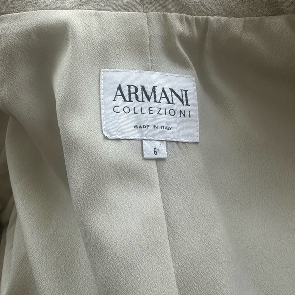 Armani Collezioni Cream and Gray Classic Blazer Size 6 - Picture 4 of 11